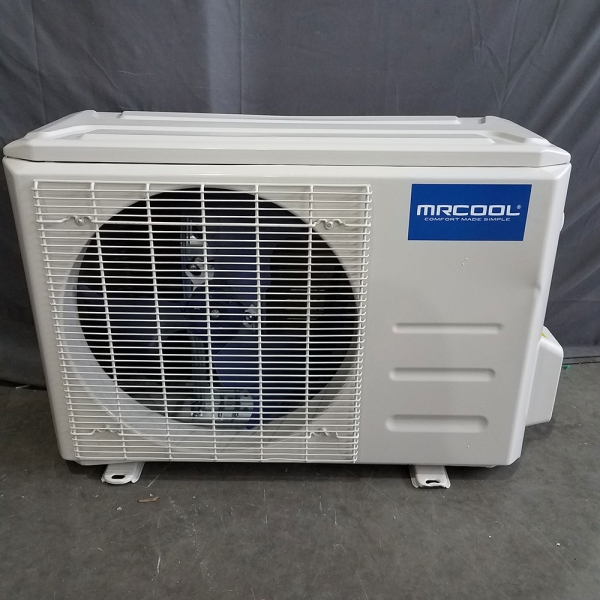 grade-a-12k-btu-19-seer-mrcool-advantage-ductless-heat-pump-condenser-with-16-ft-install-kit-230v-sd-sd-a-12-hp-c-230b-ga-01.3471