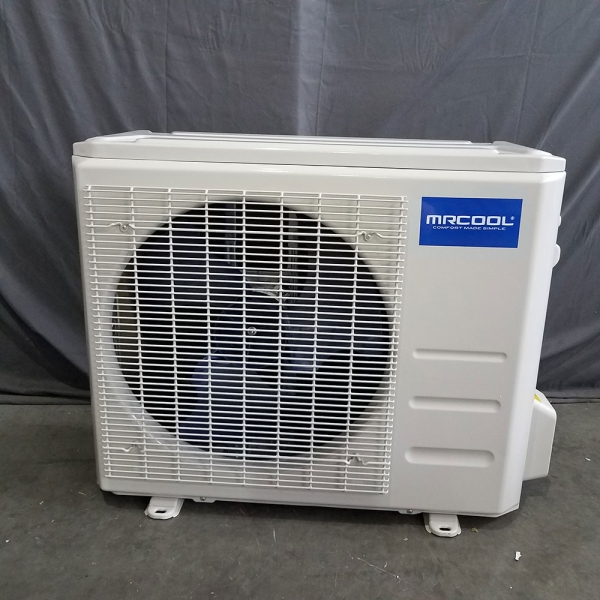 grade-a-24k-btu-17-seer-mrcool-advantage-ductless-heat-pump-condenser-with-16-ft-install-kit-230v-sd-sd-a-24-hp-c-230b-ga-01.3471