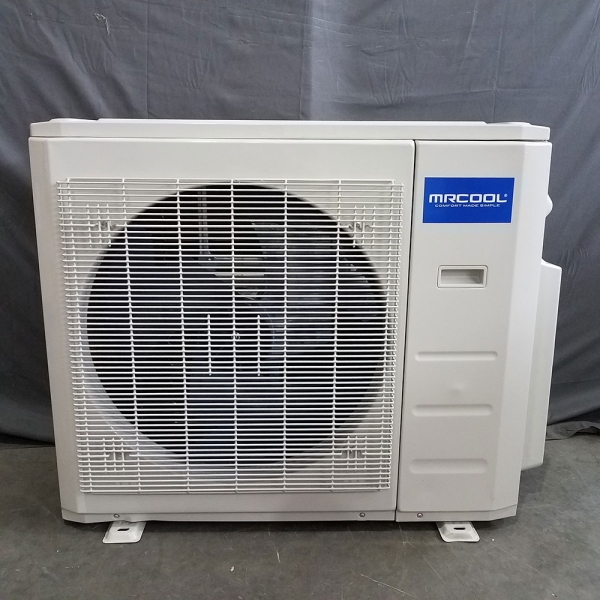 grade-a-27k-btu-mrcool-olympus-ductless-heat-pump-condenser-3-zone-sd-sd-multi3-27hp230v1-ga-01.3477