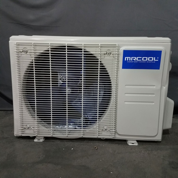 grade-b-12k-btu-18-seer-mrcool-easy-pro-ductless-heat-pump-condenser-with-16-ft-line-set-sd-sd-ezpro-12-hp-c-11516-gb-01.3678