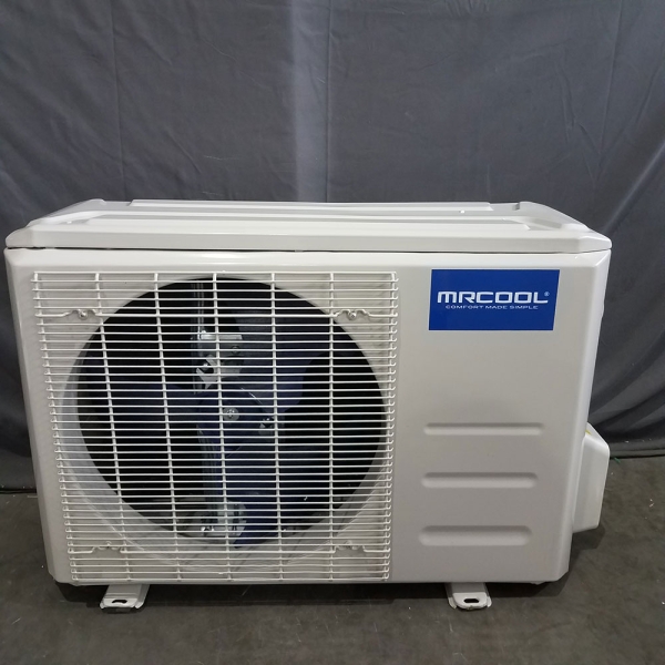 grade-b-18k-btu-19-seer-mrcool-advantage-ductless-heat-pump-condenser-with-16-ft-install-kit-230v-sd-sd-a-18-hp-c-230b-gb-01.3471