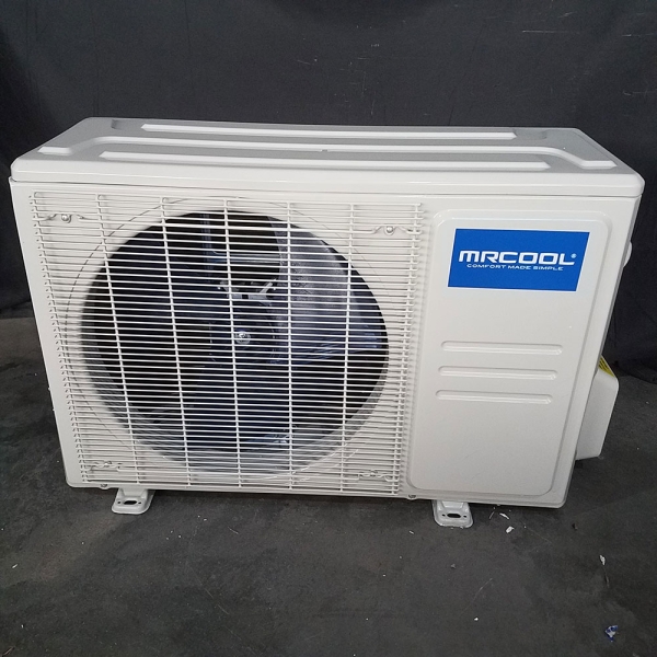 grade-b-18k-btu-19-seer2-mrcool-advantage-ductless-heat-pump-condenser-with-16-ft-install-kit-230v-sd-sd-a-18-hp-c-230c-gb-01.3700
