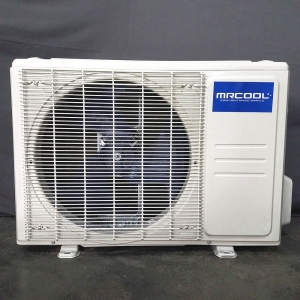 Grade A - 12k BTU 21.7 SEER2 MrCool Advantage Ductless Heat Pump Condenser with 16 ft Install Kit - 115v (S&D)
