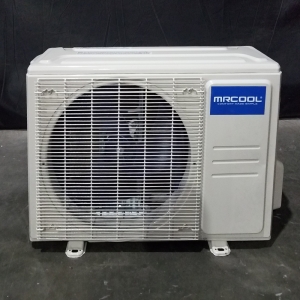 Grade A - 12k BTU 21.3 SEER2 MrCool Advantage Ductless Heat Pump Condenser with 16 ft Install Kit - 230v - R454B (S&D)