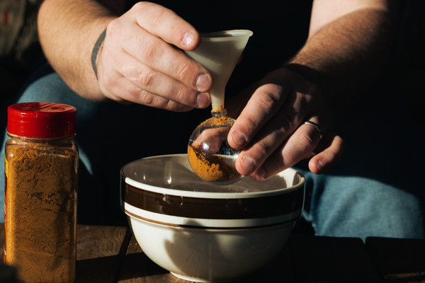 Use a funnel to insert spices into the ornament Use a funnel to insert spices into the ornament